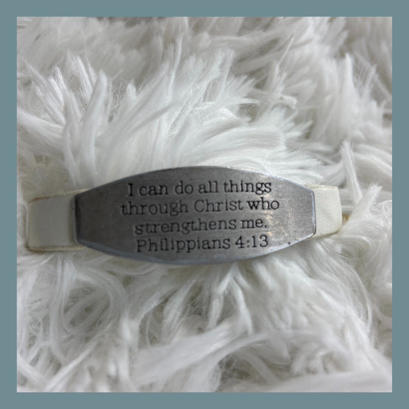 Bible Verse Leather Bracelet – Philippians 4:13 (White)